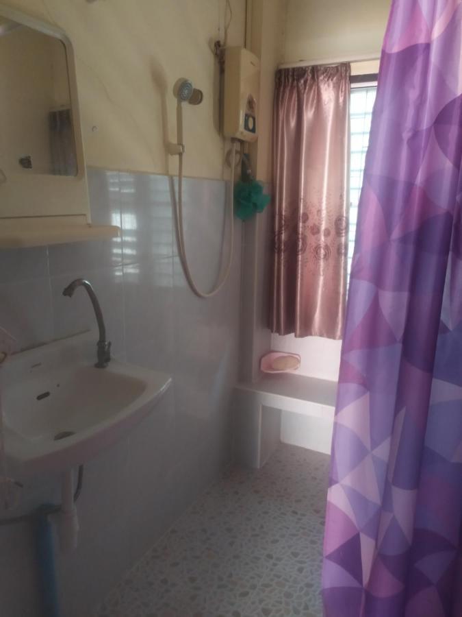 Artem'S Guesthouse Jomtien Beach Eksteriør billede
